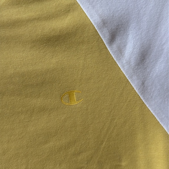 Woman’s NWTs Champion Morning Sunlight Ringer Tee - Picture 3 of 4